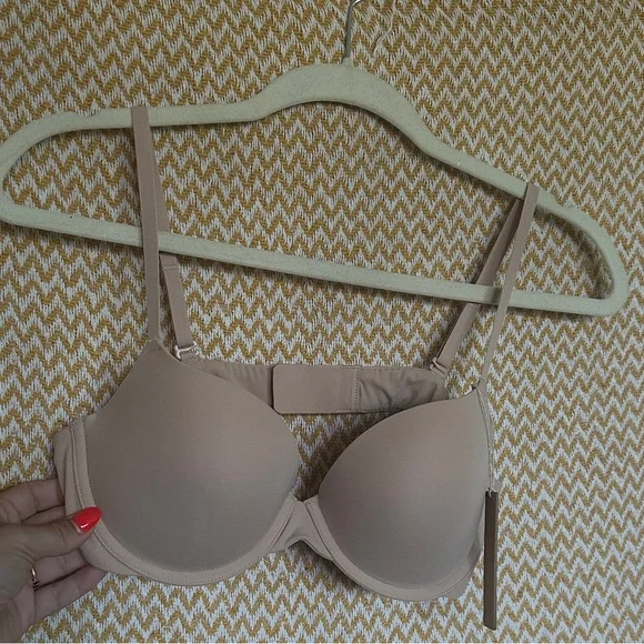 NEW SKIMS Fits Everybody Push Up Bra Clay NWT - Picture 3 of 4
